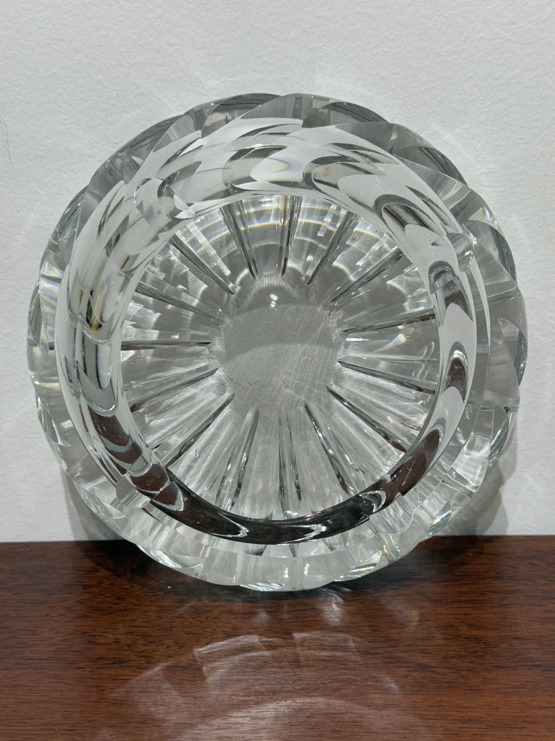 Cendrier en cristal taillé - Style classique