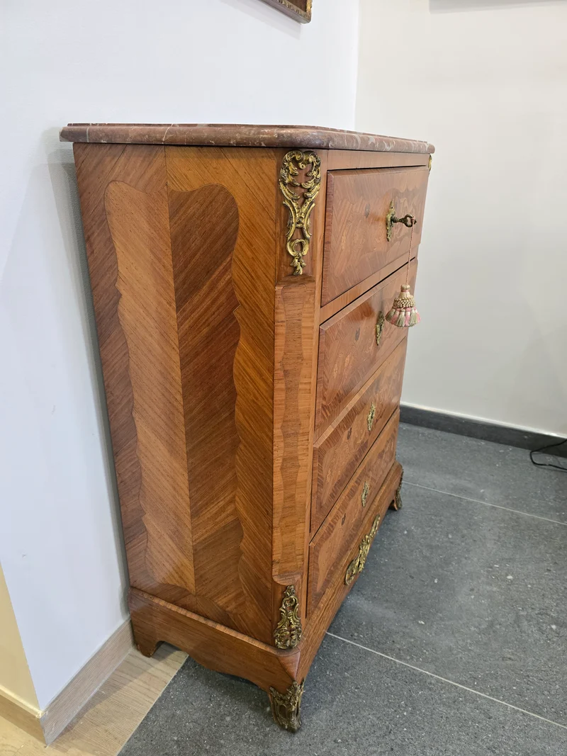 Chiffonnier louis XV