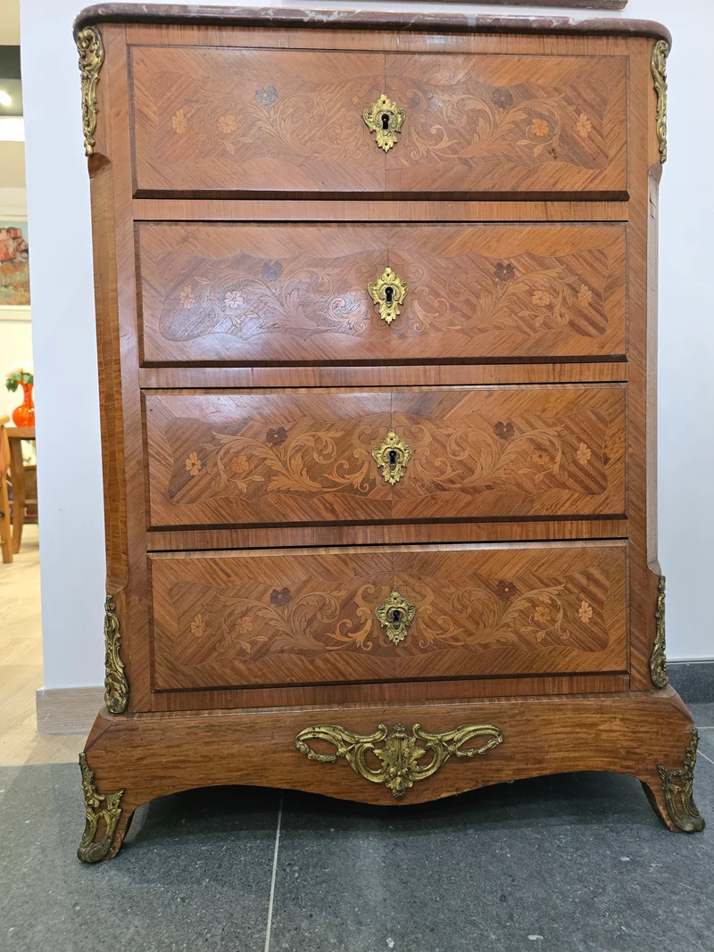 Chiffonnier louis XV