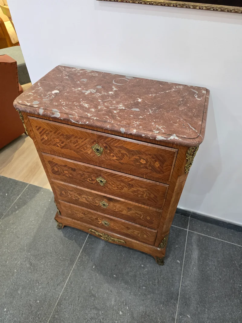 Chiffonnier louis XV