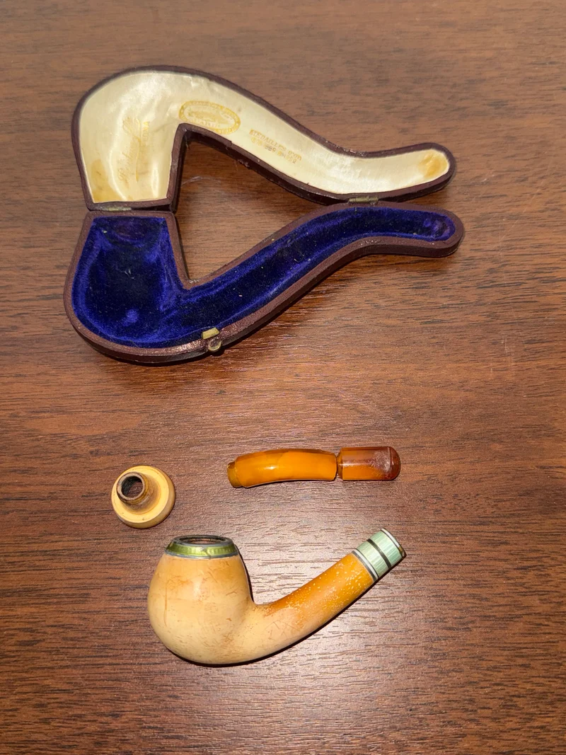 Pipe en Écume de Mer Sculptée - Étui d’Origine - J. Sommer à Paris