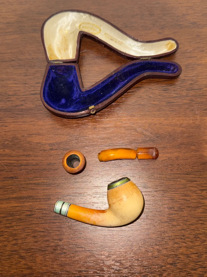 Pipe en Écume de Mer Sculptée - Étui d’Origine - J. Sommer à Paris