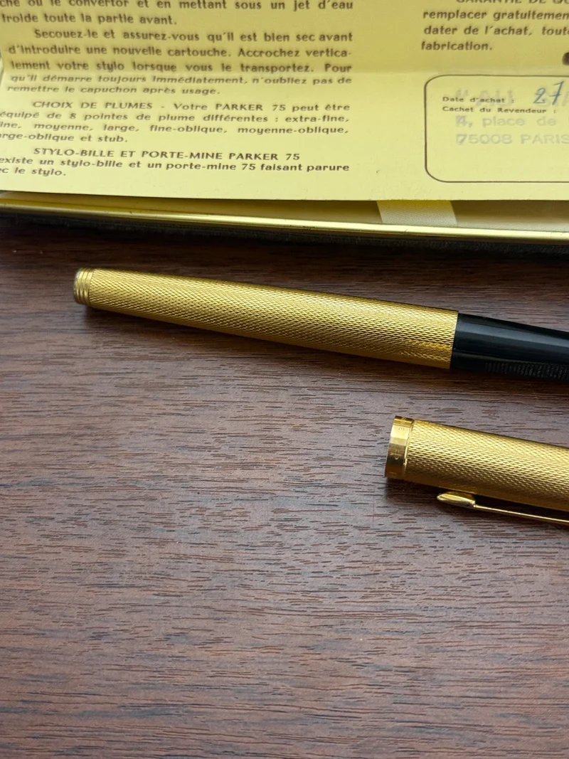 Stylo Plume Parker 75 Plaqué Or - Plume 18 carats 750 - Années 1970