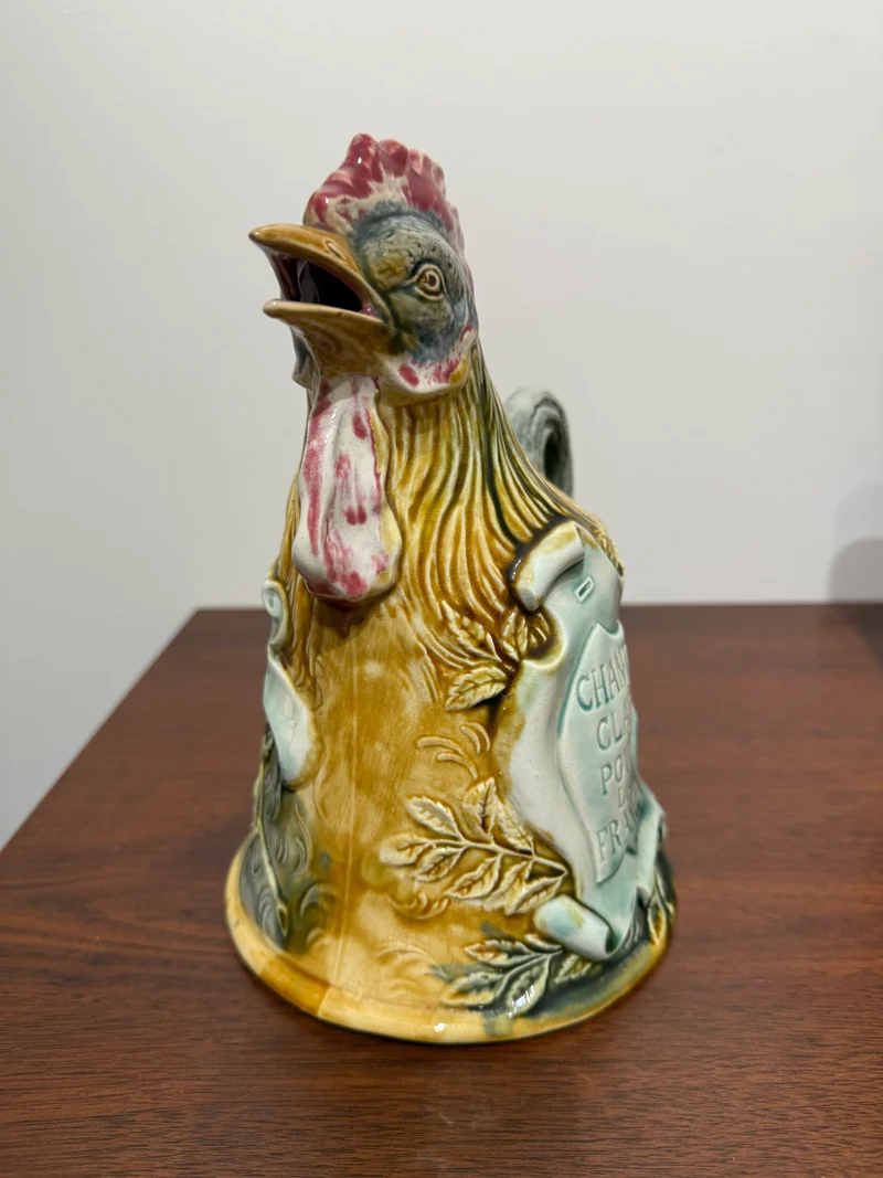 Pichet en barbotine - Coq « Le Gaulois »