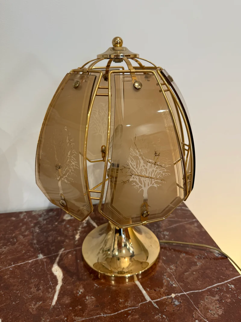 Lampe vintage en laiton et verre fumé gravé