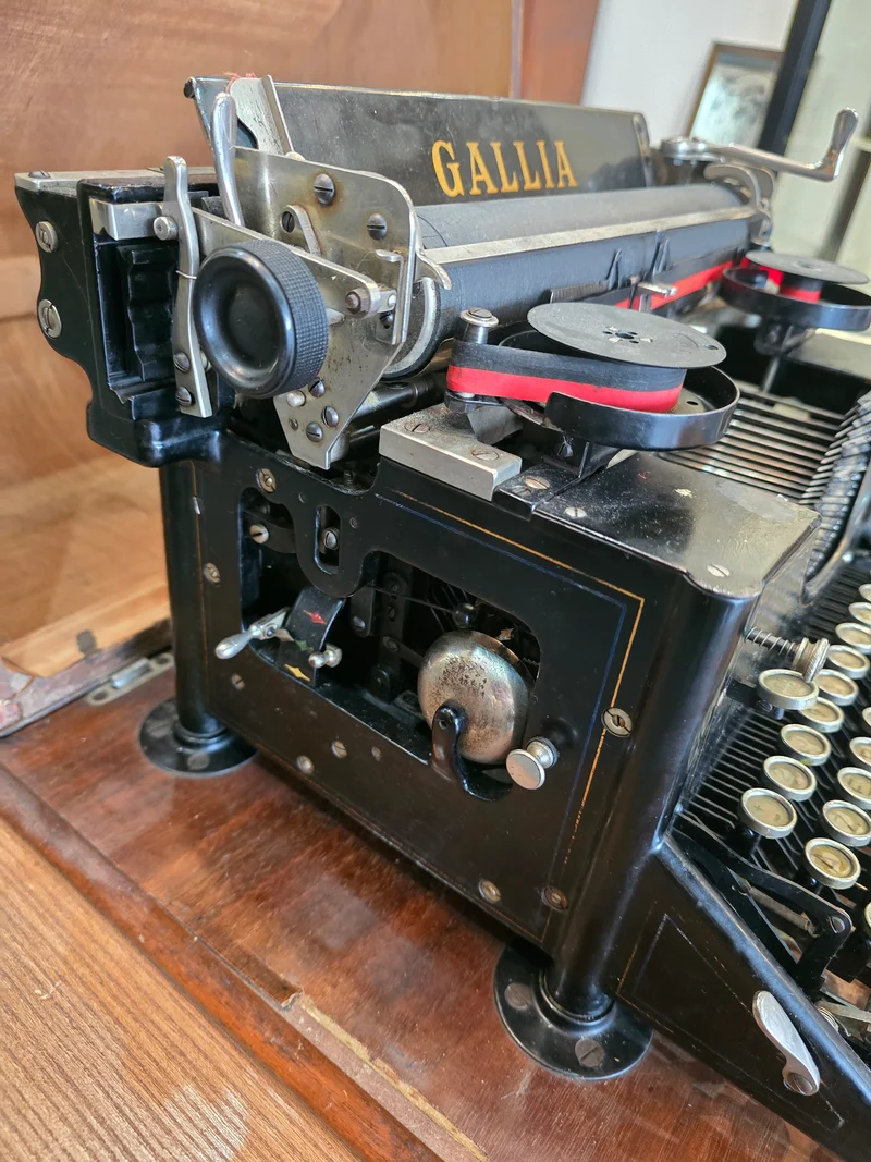 Machine à écrire Gallia, boîte d’origine