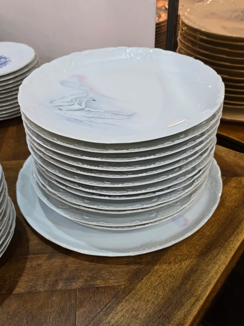 Service Tharaud Limoges "modèle cygne"