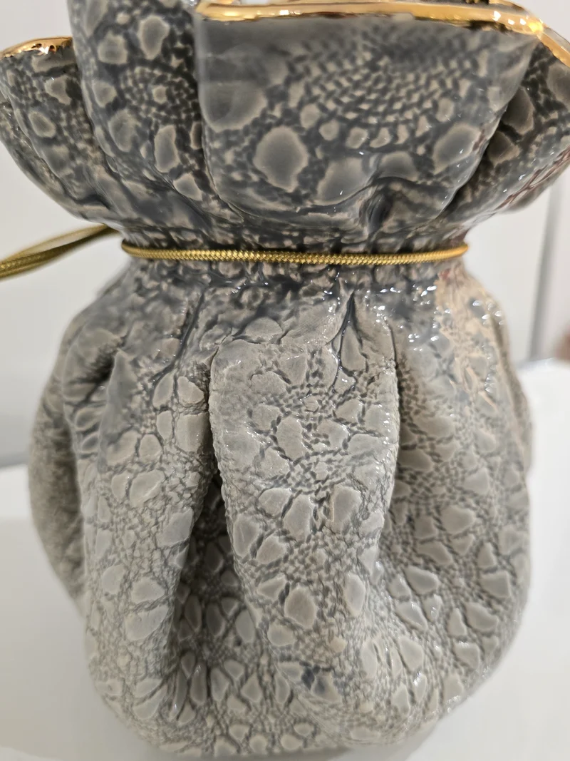 Vase homoniere gris/or
