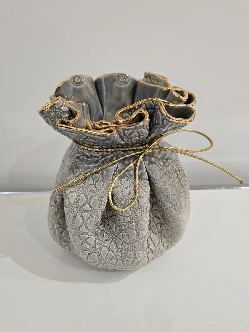 Vase homoniere gris/or