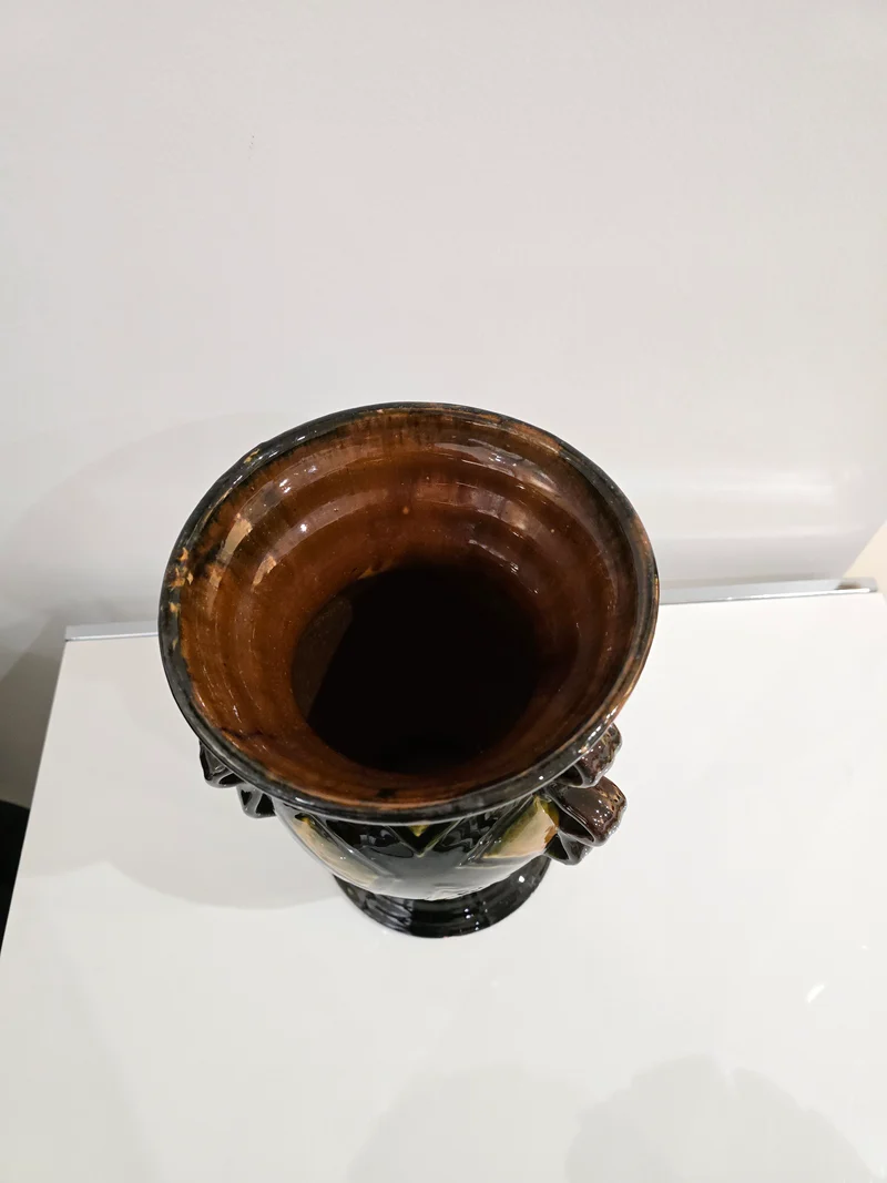 Vase art deco signé