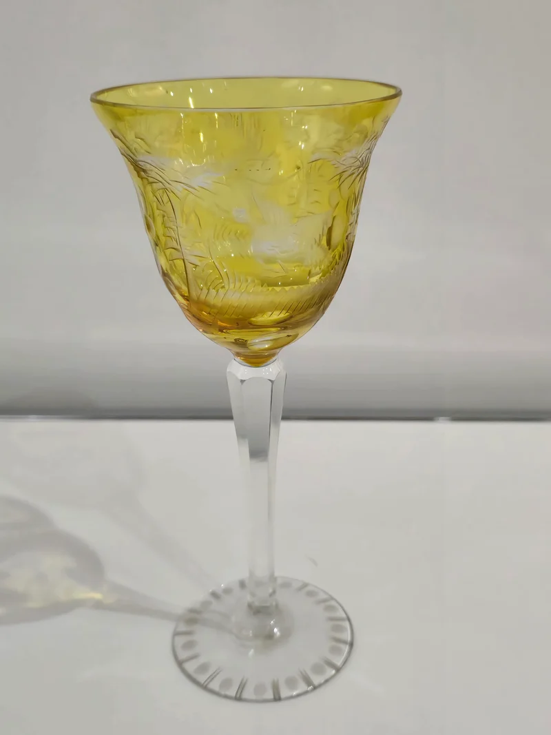 Carafe en cristal de bohème bleuté verre déglacer à l’acide décore forêt