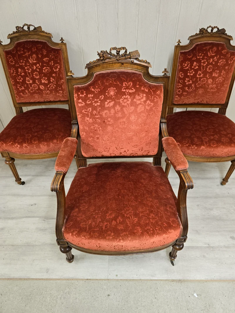 Ensemble 2 chaises 1 fauteuil Louis XV