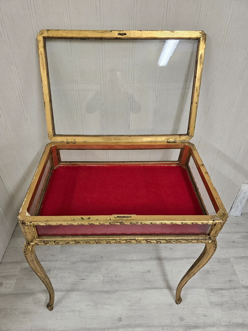 Table vitrine 19ème style louis xv bois doré
