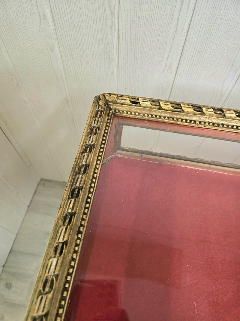 Table vitrine 19ème style louis xv bois doré
