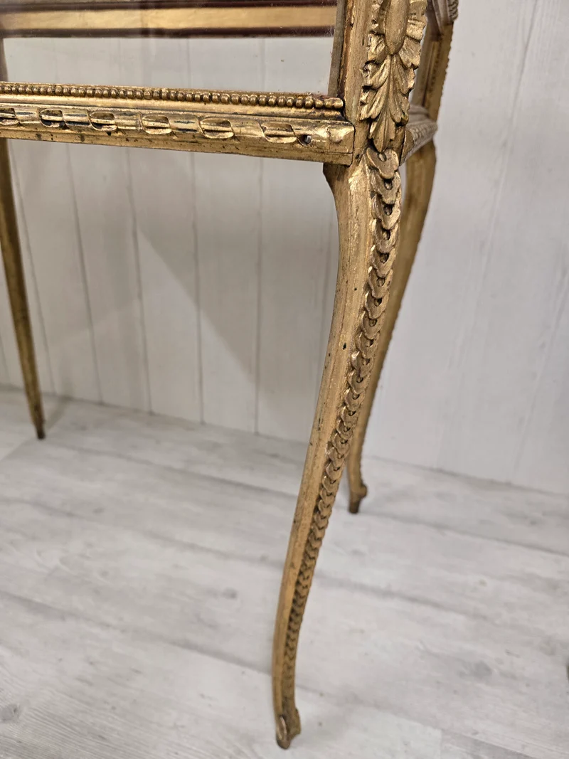 Table vitrine 19ème style louis xv bois doré