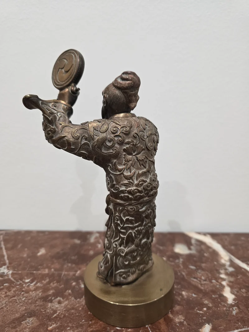 Statuette chinoise en bronze