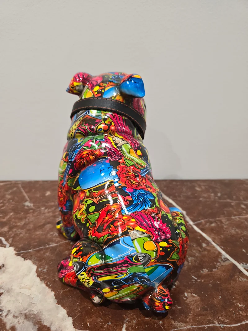 Bulldog assis street art