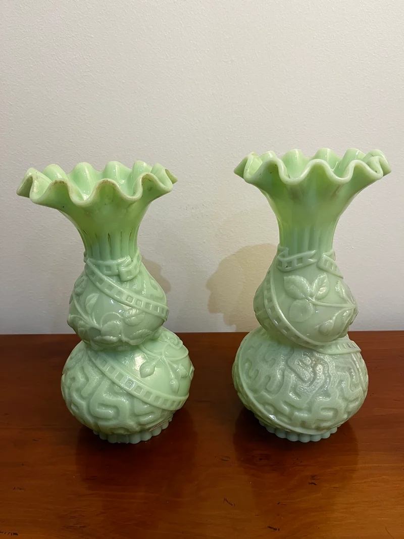 Paire de vase opaline vert bohème vintage