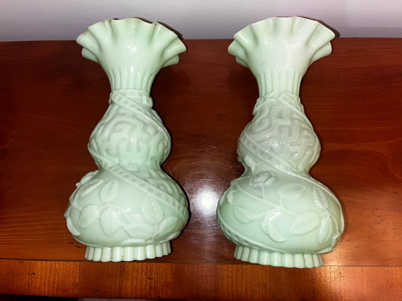 Paire de vase opaline vert bohème vintage