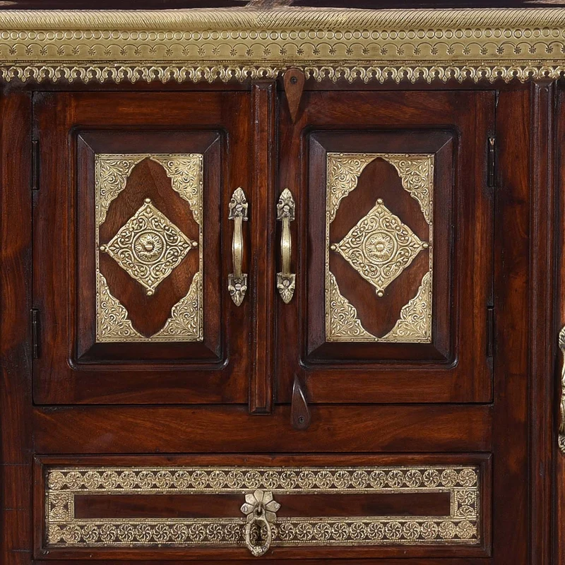 Commode orientale Ameera Brown