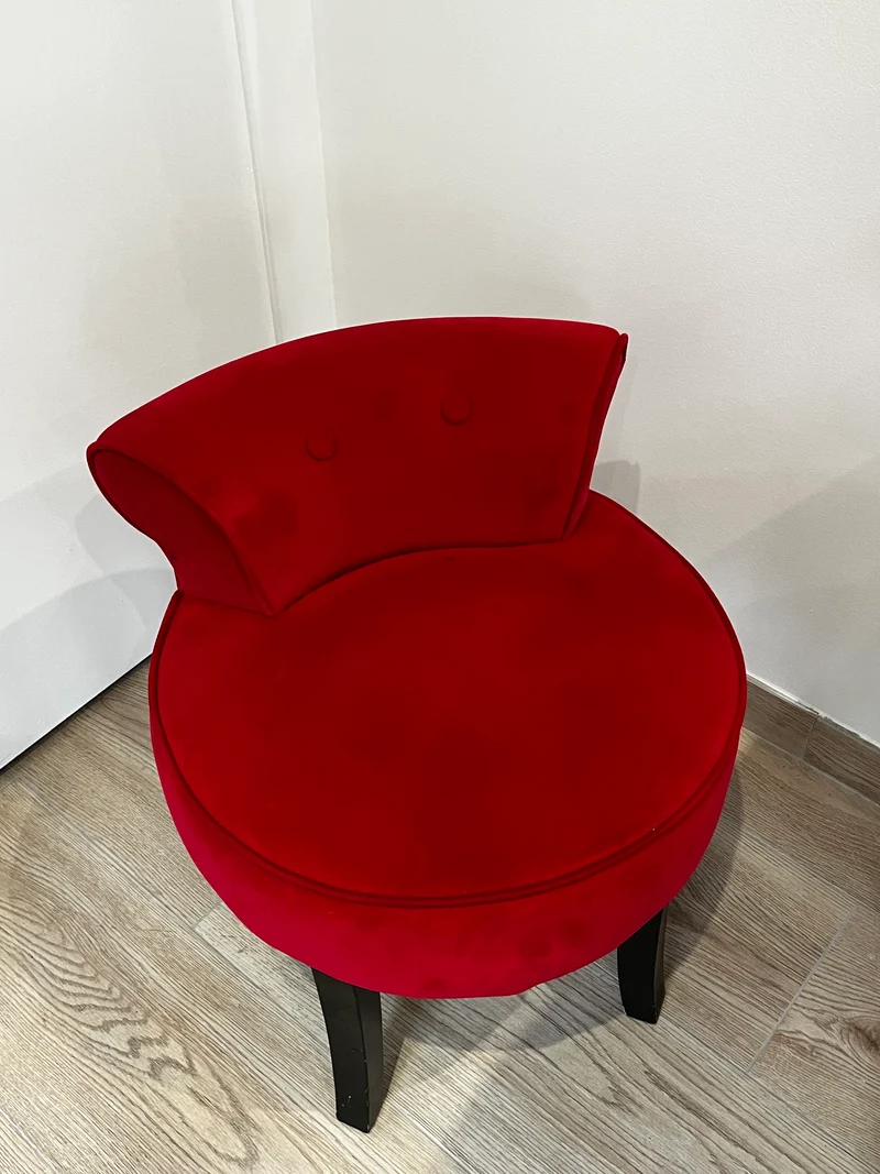 Petit fauteuil velours