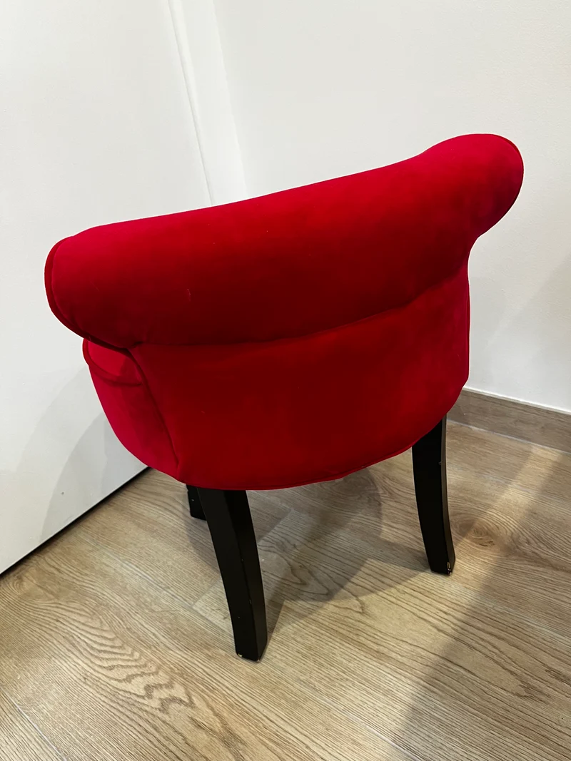 Petit fauteuil velours
