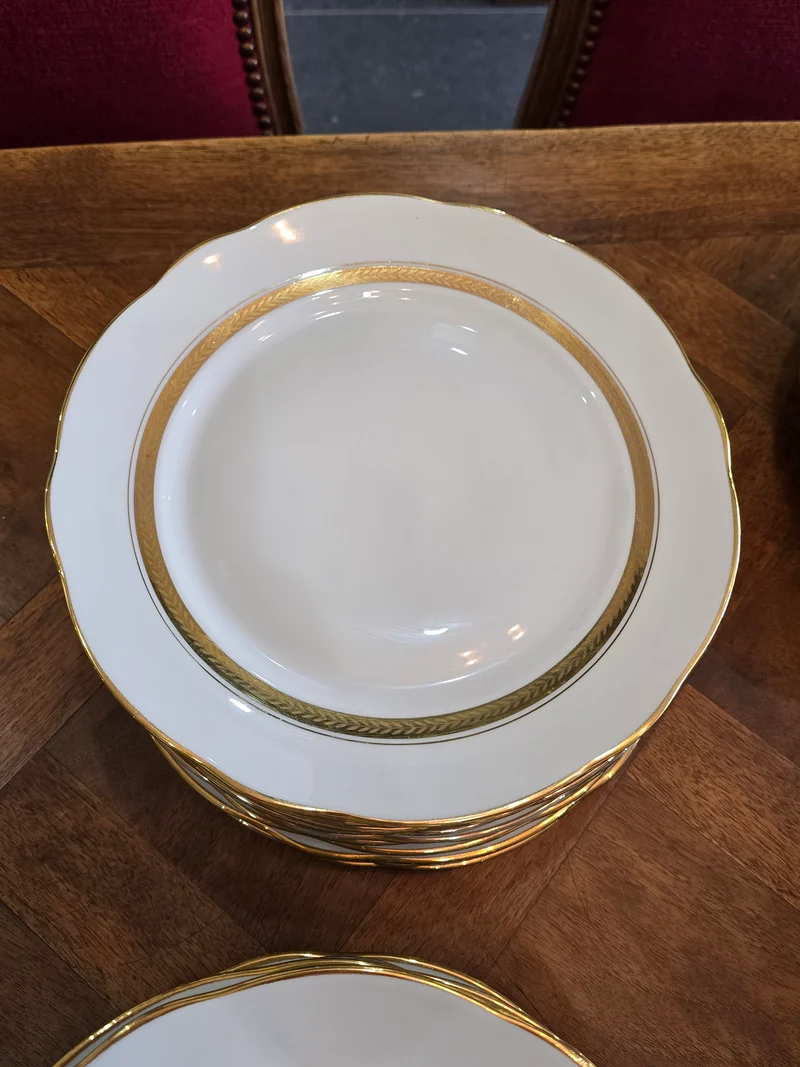 Service porcelaine de Sologne "model archevêque 2