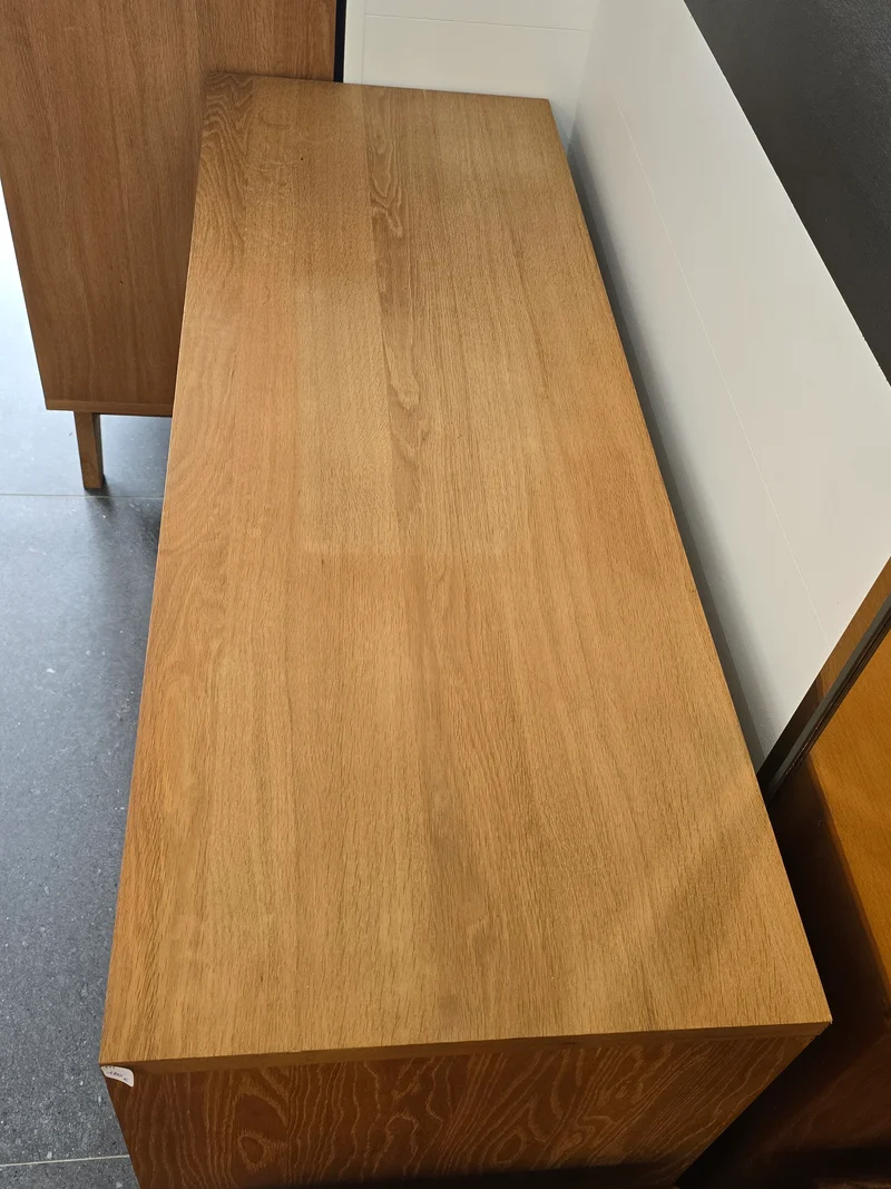 Commode scandinave