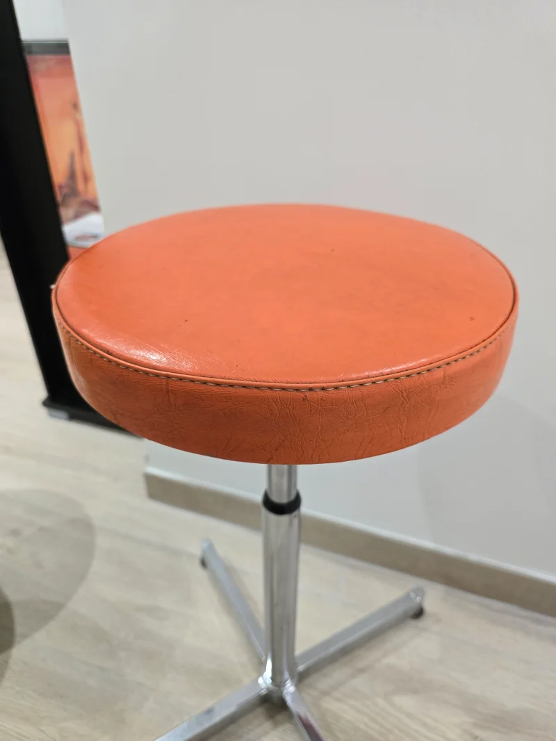 Tabouret acier chromé 70’s