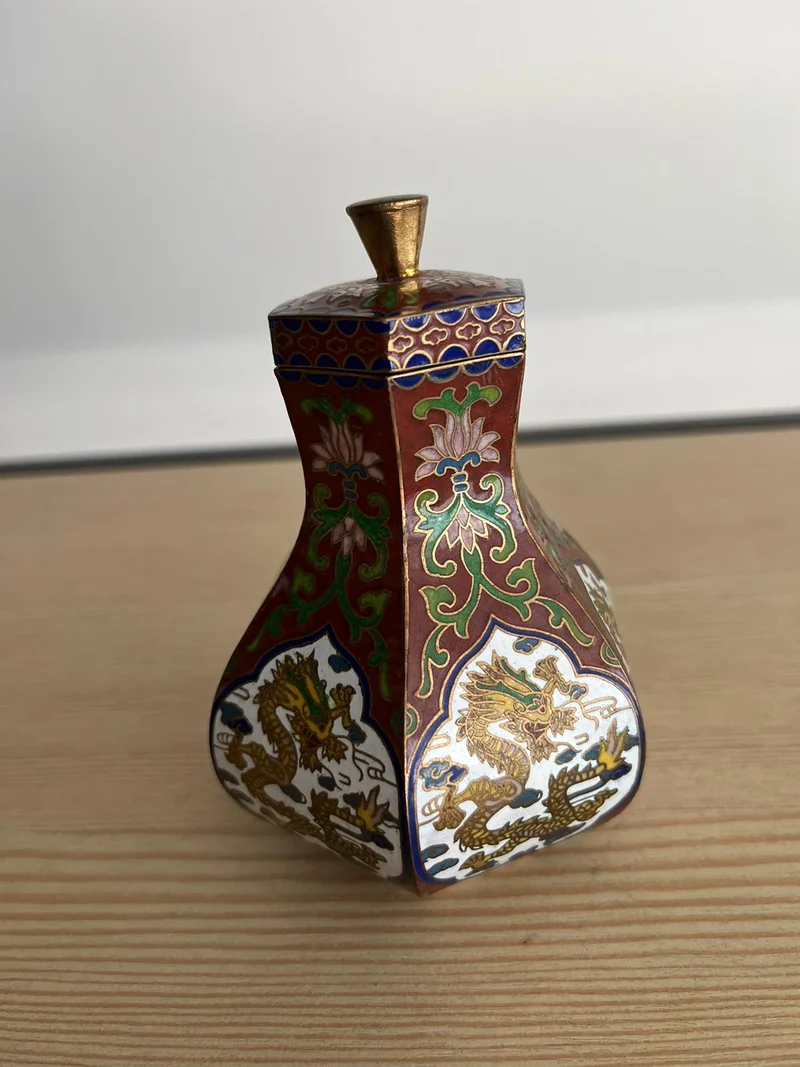 Récipient cloisonné chinois en bronze