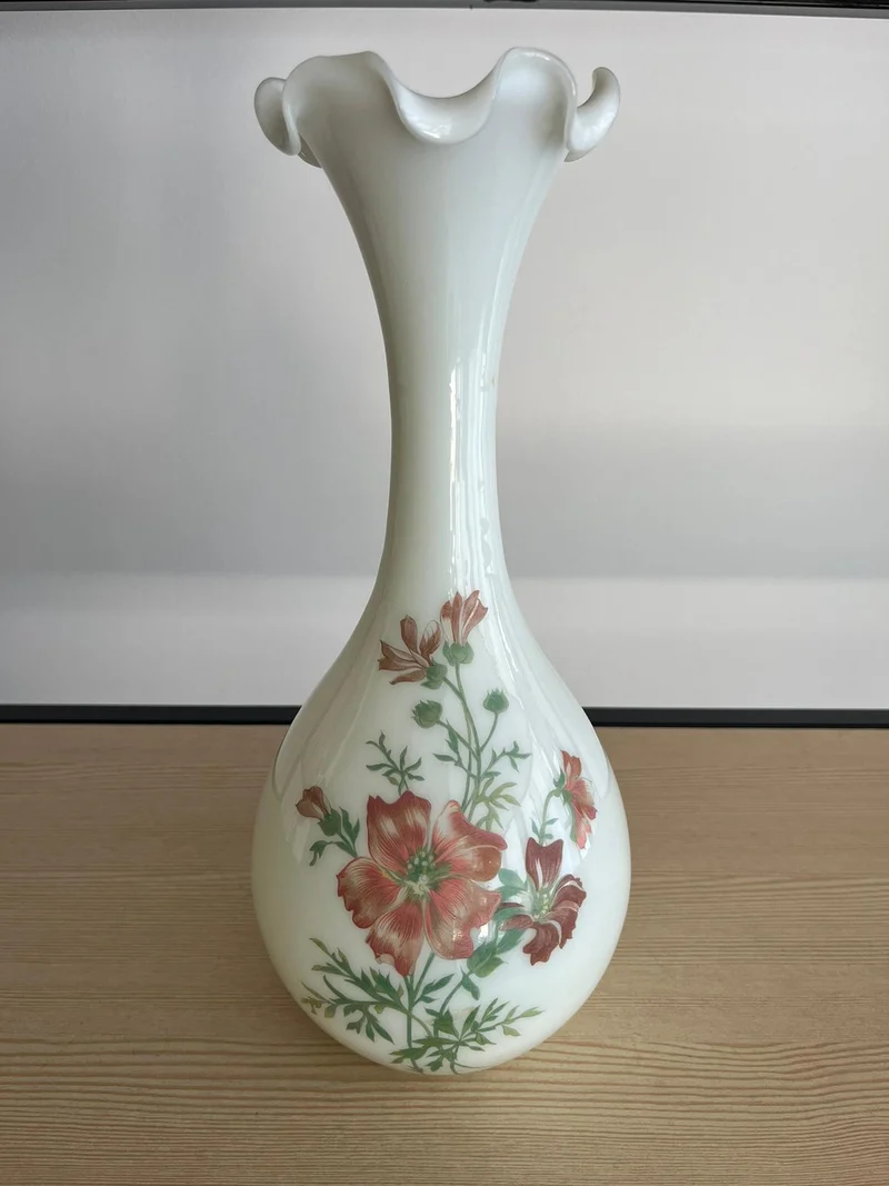 Vase vintage en opaline