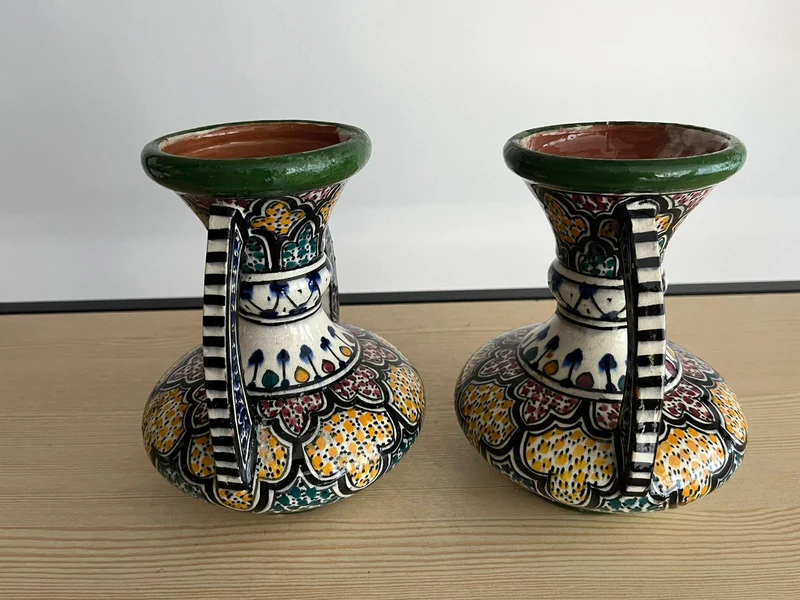 Paires de vases Marocain signé Safi en céramique peint mains