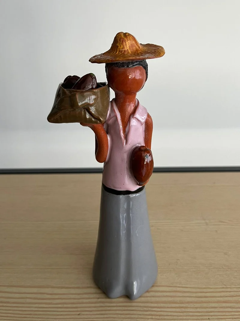 Statuette artisanal signé Lime de République dominicaine