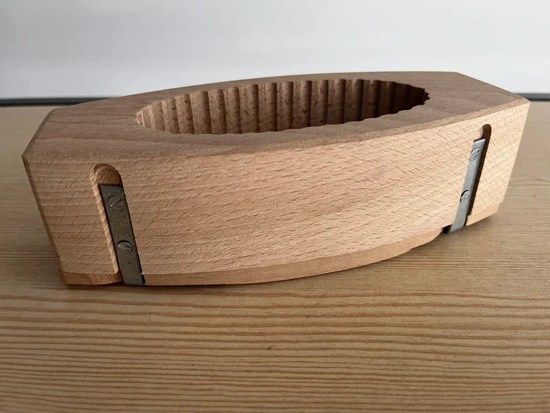 Moule à beurre en bois