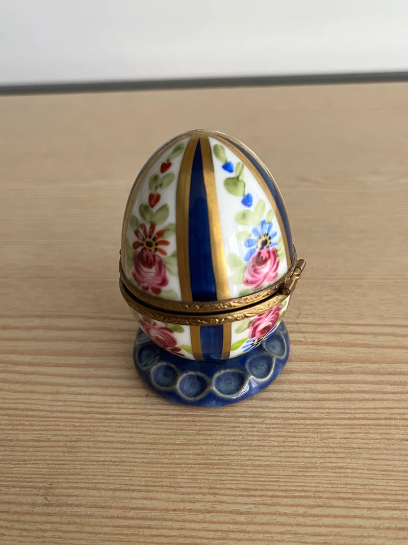 Œuf de limoges plein main boîte à bijoux vintage