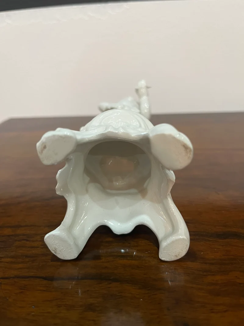 Sculpture Ange vintage en porcelaine