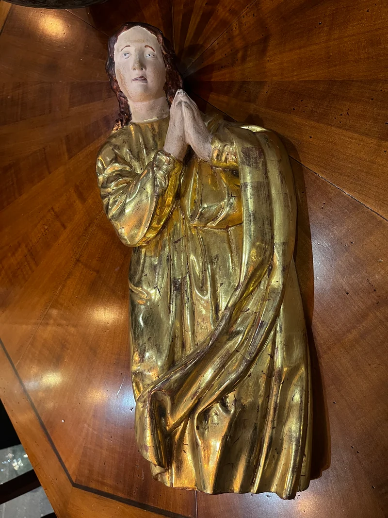 Statuette vintage vierge qui prie