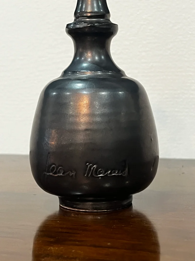 Vase soliflore signé Jean Marais