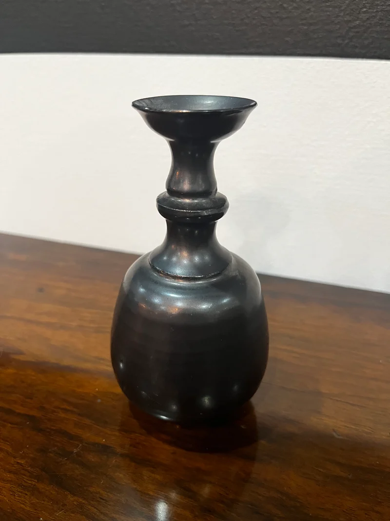 Vase soliflore signé Jean Marais