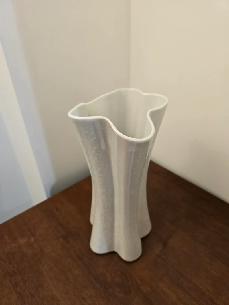 Vase vintage porcelaine