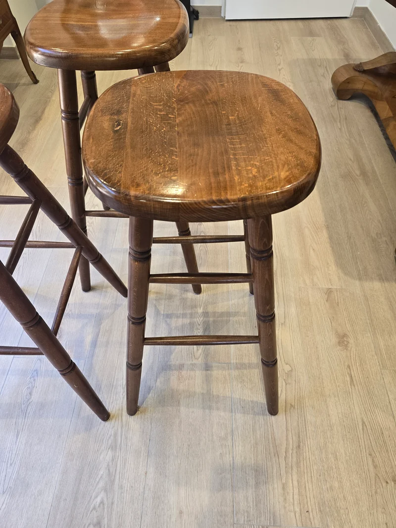 Tabouret bistrot bois massif