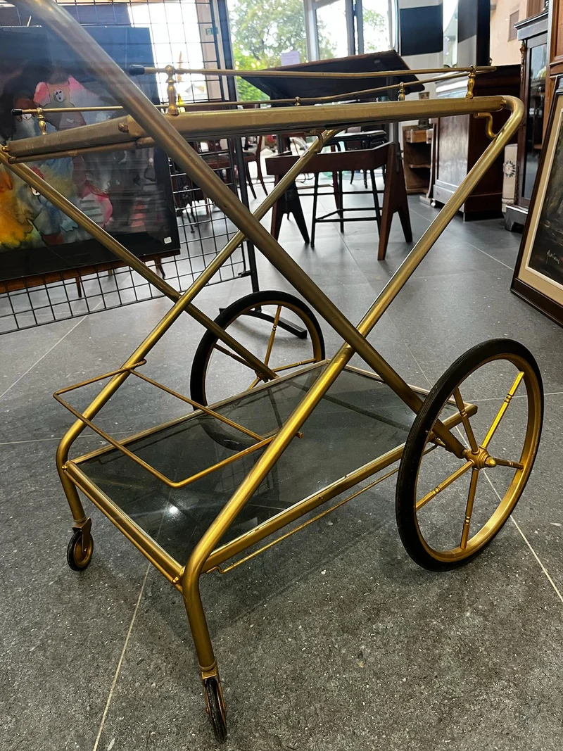 Desserte vintage en laiton