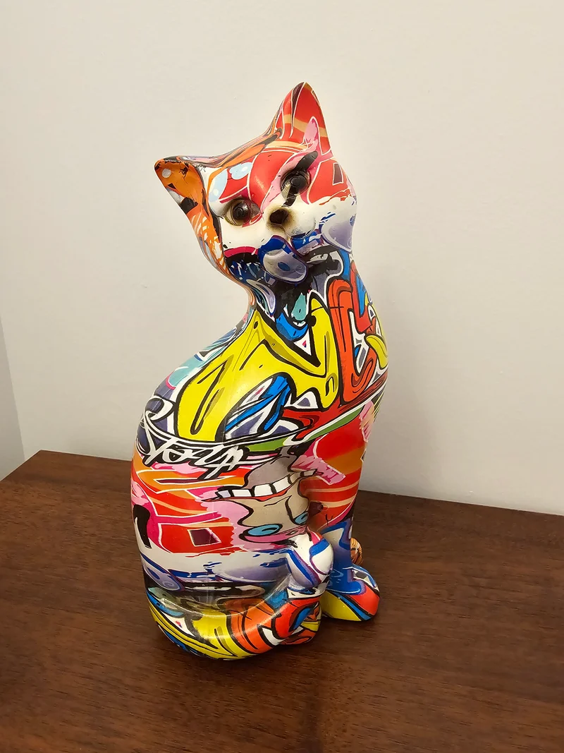 Street art cat