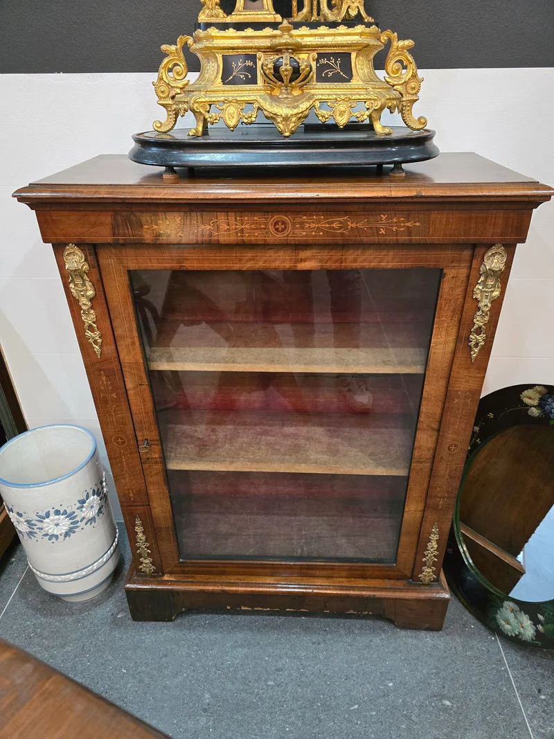 Vitrine marqueterie XIX eme CHARLE X