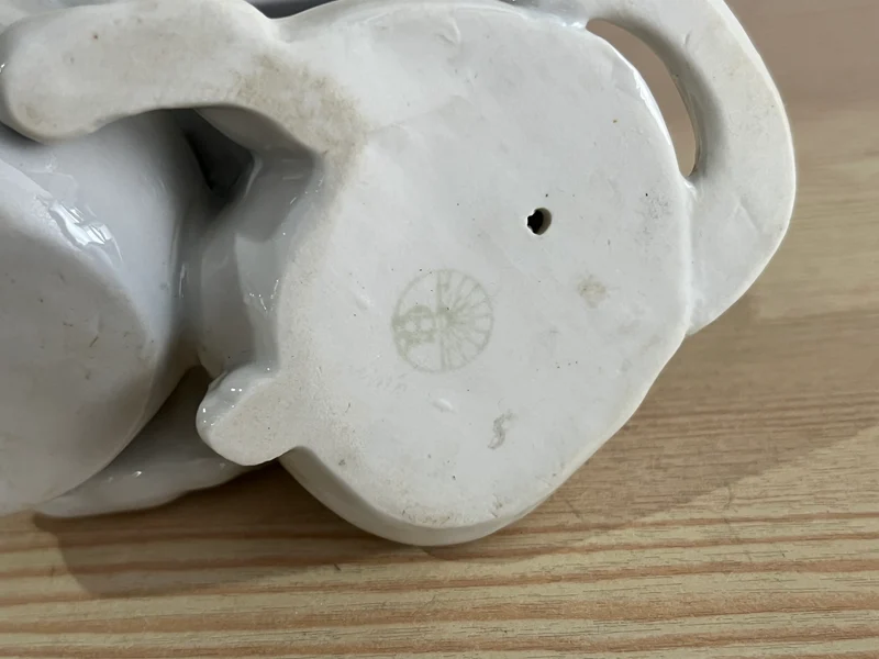 Statuette vintage chat en porcelaine