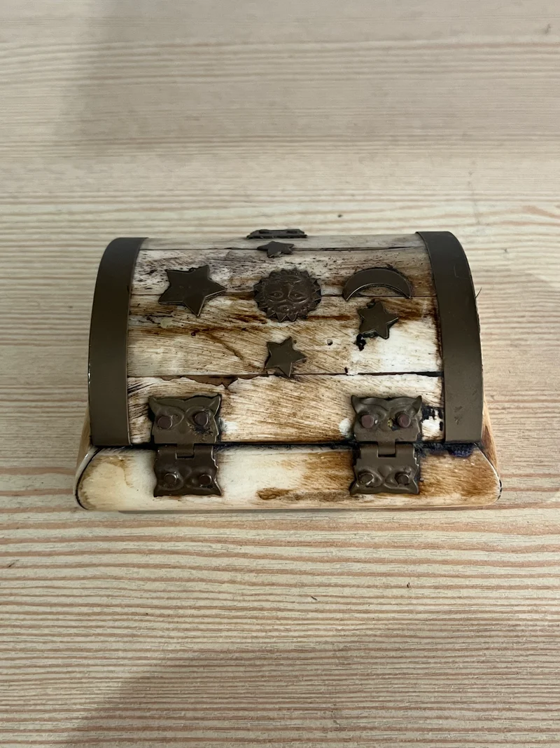 Boîte à bijoux en corne