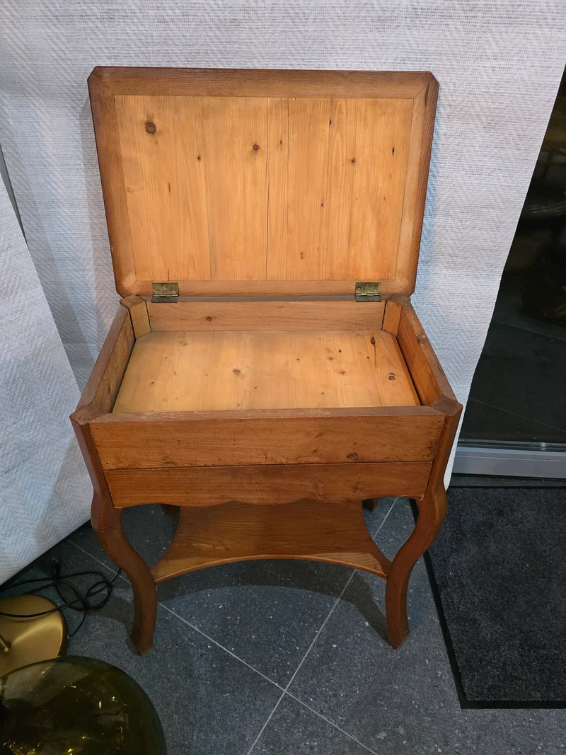 Commode d’appoint