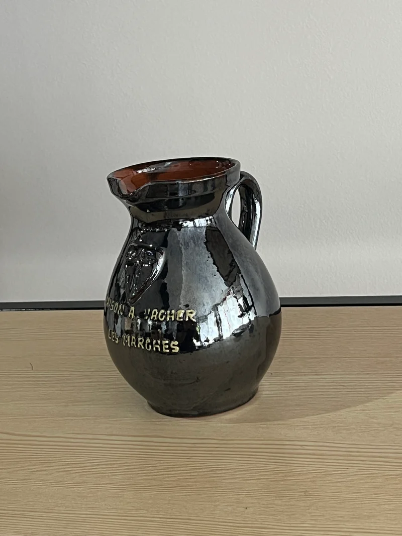 Pichet à vin de Savoie en terre cuite