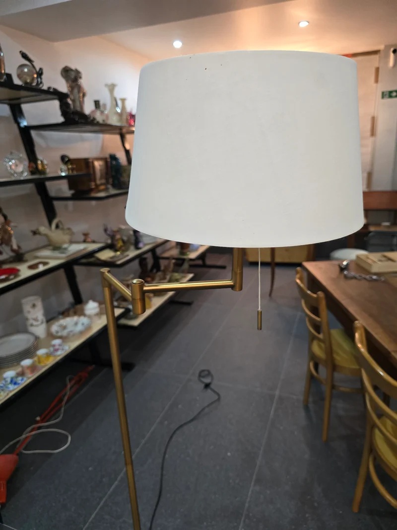 Lampadaire liseuse articulée