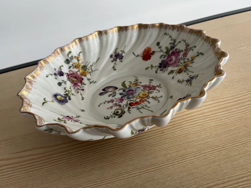 Assiette de service style Rococo